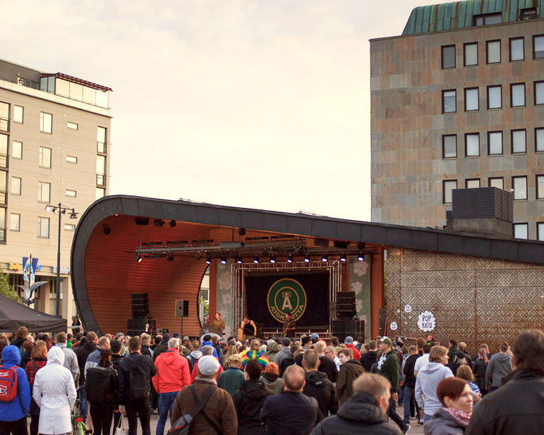 Torilava1_Maija-Joensuu_Popkatu-2020